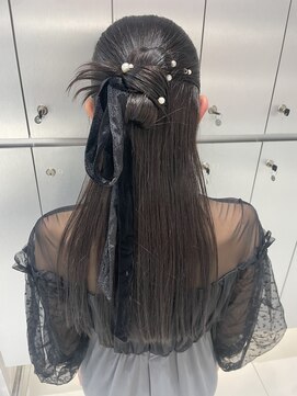 アールプラス 新宿(ar+) 【新宿駅/新宿三丁目/ヘアセット/カチモリヘア】