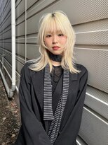 ブランコトレス 鏡島(BLANCO tres)&nbsp;レイヤーカット/ハッシュカット/ブリーチ/ブロンドカラー/韓国