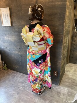 ヴォルッタ(VOLUTTA)の写真/《姫路駅徒歩15分》師範代着付師が担当☆結婚式etcの着付けはVOLUTTAで!!長時間でも苦しくない・崩れない!!