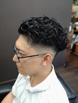 トバ(TOBA) オールバックパーマ
