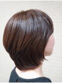 すっきりミディアムスタイル