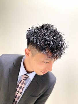 プレミアムバーバー 原宿店(PREMIUM BARBER produce by HIRO GINZA) ショート×パーマ×黒髪×トレンド/渋谷/原宿/バーバー/ビジネス