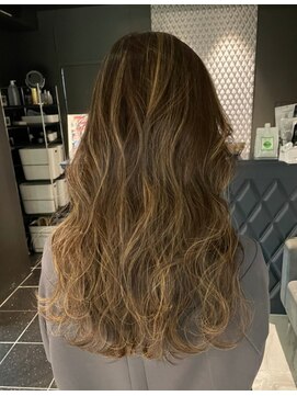 ヨシトモ(YOSHITOMO) ハイライト