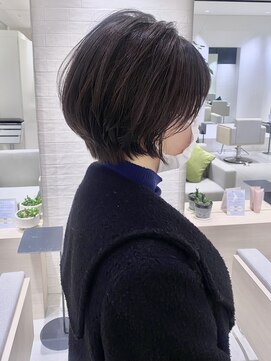 ステア ケース(stair case) ふんわり丸みショートボブ髪質改善トリートメント