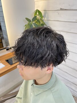 リット(lit.) ニュアンスパーマ/韓国マッシュ/スパイキーショート/守谷