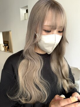 トロニー(TLONY) ホワイトベージュ　ブリーチ　stylist/miaki