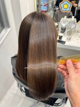 トランス(TRUNS) カット＋髪質改善ULTOWAトリートメント