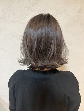 ビフィーノ イーリス 川西店(bifino iris) greige