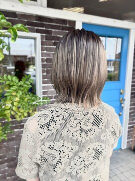 アズグロウ エクラ(AS GROW 'eclat) ミルキーグレージュボブ