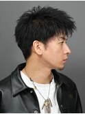 ツーブロック刈り上げ大人短髪ツイストパーマ