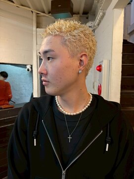 MEN’S HAIR/波巻ツイストスパイラル/フェザーパーマ/心斎