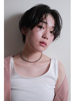 シキ(SIKI)の写真/肩の力を抜いた大人ショート