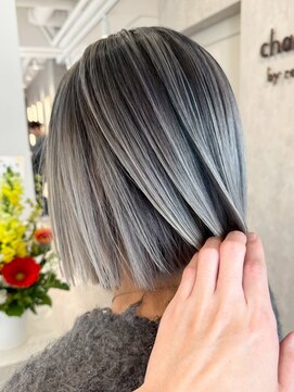 ブリッツ レボ(BLITZ-REVO) イメチェン/ピンクベージュ/アンブレラカラー/前髪/柏駅