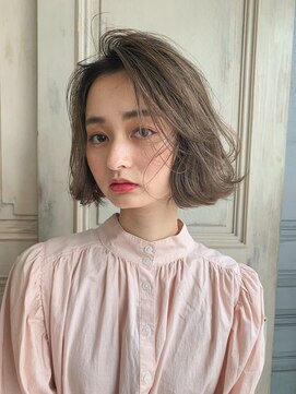 ウル(uru.) ヨシンモリ　ミニボブ　ミルクティーブラウン