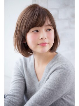 ジョエミバイアンアミ(joemi by Un ami) joemi新宿　ふんわり小顔ボブ　ツヤ髪　花野