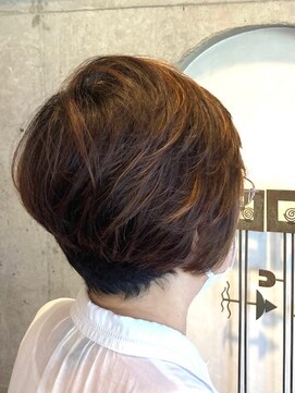 美容室 ル クラージュ 白髪ぼかしのハイライトスタイル