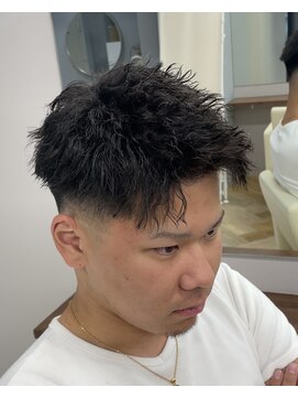 アレス バイ シカ 神戸三宮元町店(ALLES by Cica) 短髪ツイストスパイラルフェード