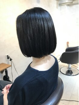 キウイ(kiwi)の写真/有名店出身でカット講師も務めているスタイリストの高い技術を身近で体験できる！いつでも素敵なヘアに☆