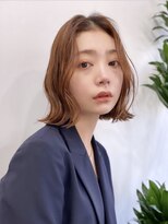 ピープスアンドスー 表参道 渋谷(Peeps&Suu.) 外国人風外ハネボブ肩上切りっぱなし/20代/30代/40代