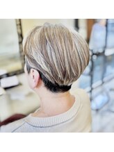 ヘアー キュア トランク(Hair Cure TRUNK) 白髪ぼかし。多色コントラストカラー