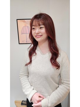 エミー(aimee) 韓国風ゆる巻きロング