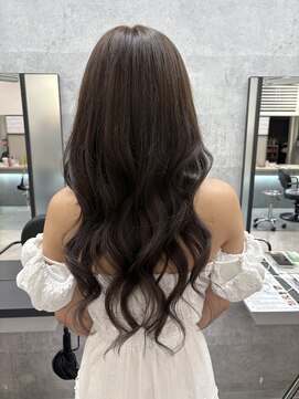 リリー(Lilley) 【稲永麻衣】コリエク+ロングヘア+羽エクステ+顔まわり+韓国ヘア