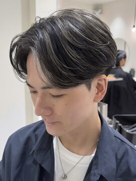 バース 梅田中崎町店(BIRTH) 50代40代白髪ぼかしシルバーメッシュバレイヤージュ