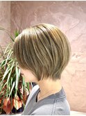 ★ブリーチなしダブルカラーで明るいハイトーンショートボブ