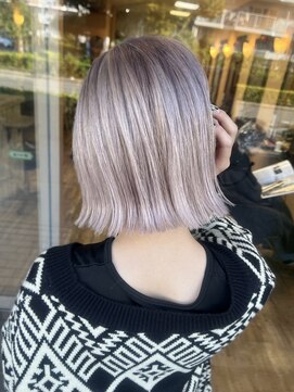 モアムー(Moremuu) 【りえ】ホワイトシルバー