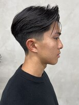 ニコ トウキョウ 渋谷(nico TOKYO)&nbsp;刈り上げセンターパートテーパーフェードカットニュアンスパーマ