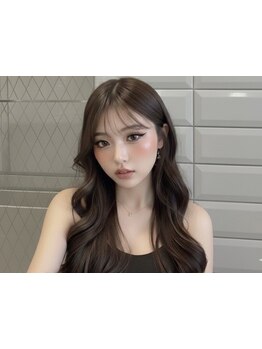 1本￥200～の激安店☆色の種類も豊富にご用意♪