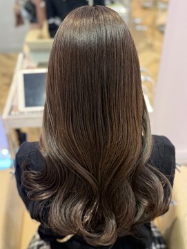 ロンド フィーユ(Lond fille) ◇オリーブグレー韓国風巻きレイヤーカットマロンベージュ銀座