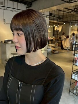 リムレス(LIMLESS) 韓国レイヤー/くびれレイヤー/顔周りレイヤー/万代/新潟駅前