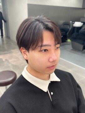 ジーニー 千葉(GENiE) ウルフ/センターパート/フェザーパーマ/千葉【朝生菜楓】