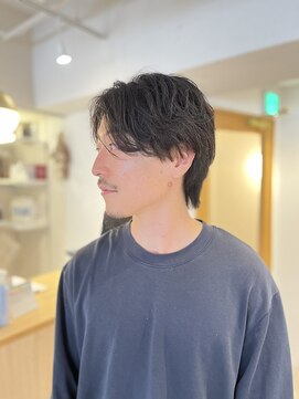 ソイクフ 四条大宮店(SOY-KUFU) MEN’SHAIR20代30代40代刈り上げセンターパートニュアンスパーマ