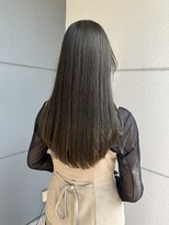 ヘアーアイストゥーレ(HAIR ICI TRE)&nbsp;ロング　オリーブ　ベージュ　髪質改善　似合わせ　担当阿知波