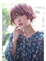 サークル(CIRCLE)&nbsp;マッシュショートカーキグレージュ大人かわいいフェザーバング