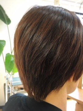 エモーション ショ－トレイヤーボブ