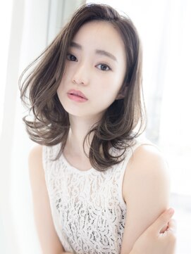 マックスビューティーギンザ(MAXBEAUTY GINZA)　 [MAXBEAUTY GINZA]☆外ハネロブヘアー☆