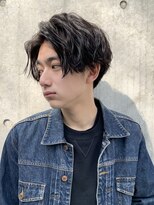 フィフス(fifth)&nbsp;センターパート　かき上げヘア　スパイラルパーマ△