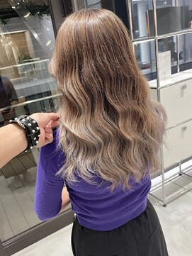 ステアケース 武蔵小杉店(stair:case) 武蔵小杉脱白髪染ハイライトカラー20代30代40代