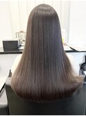 #ミルクティーブロンド#ダークブルー#ワンホンレイヤー#髪質改善