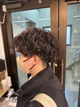 コワファーストナガサキシャンプーボーイ(COIFF1RST NAGASAKI SHAMPOO BOY) ふんわりツイストスパイラルパーマ