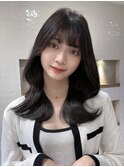 韓国ガーリーヘア くびれミディアムスタイル 地毛黒髪就活ヘア