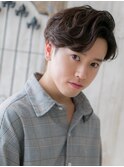 七三かきあげバングが印象的なツーブロックパーマstyle S南越谷
