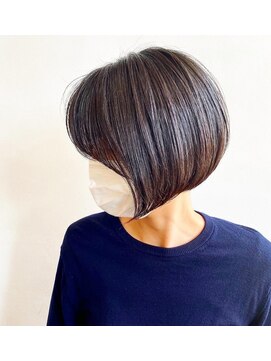 ヴィオラカラー(VIOLLA COLOR) 前下がりボブ