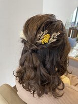 アムアム(amu_amu)&nbsp;透明感抜群外国人風カラー★カット＋イルミナカラー＋うる艶TR