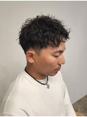 刈り上げショートアップバングツイストスパイラルパーマ