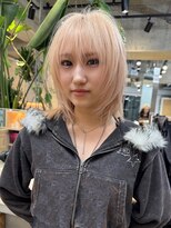ダブルカラーナチュラルボブ前髪ありミディアムレイヤーボブ