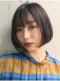切りっぱなしショート・ボブ/絶壁解消/前髪なし/４0代/30代/丸顔